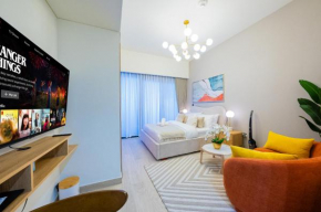 Elegant Studio with Pool Access & Private Terrace
